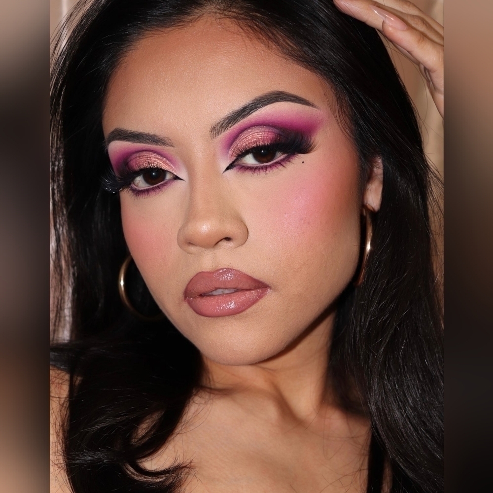 Ace Beaute Mystic Romance Eyeshadow Palette - Picture 3 of 7